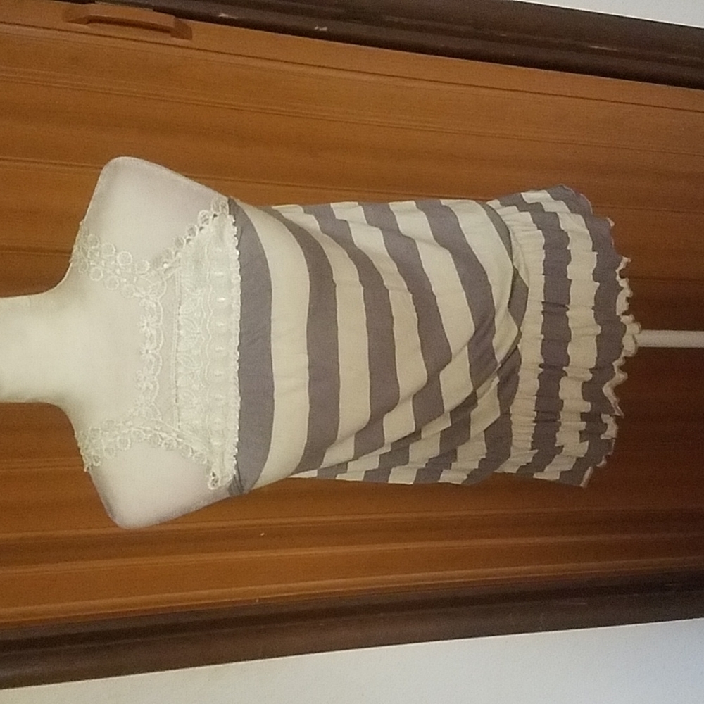 BACCI GREY STRIPED LACE TOP